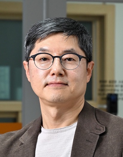 장영표교수님_re.jpg